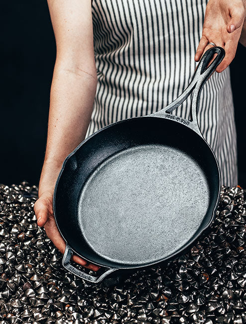 Blacklock Lightweight Skillet - Image 5
