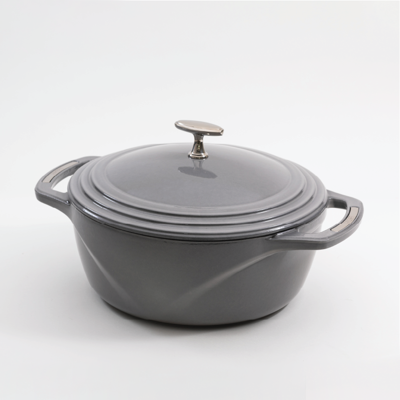 USA Enamel? Cast Iron Dutch Oven - Image 112